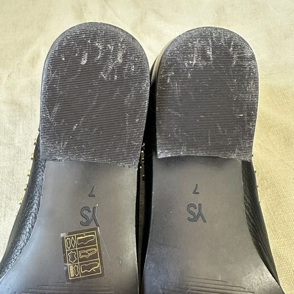 YOSI SAMRA Daryll Studded Ankle Boots Booties in Black Pebbled Leather - Picture 11 of 12